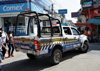 POLICÍAS MUNICIPALES SON CAPACITADOS CON CURSO DE MANEJO A LA DEFENSIVA Y SEÑALES DE TRÁNSITO