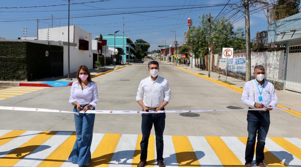PAVIMENTACIÓN DE CALLES EN TAPACHULA AUMENTA MOVILIDAD, SEGURIDAD Y PLUSVALÍA