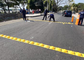 REFUERZA AYUNTAMIENTO MEDIDAS DE SEGURIDAD VIAL FRENTE AL HOSPITAL DEL IMSS