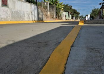 CON OBRAS DE PAVIMENTACIÓN MIXTA, AYUNTAMIENTO CONSOLIDA EL BIENESTAR DE MÁS FAMILIAS