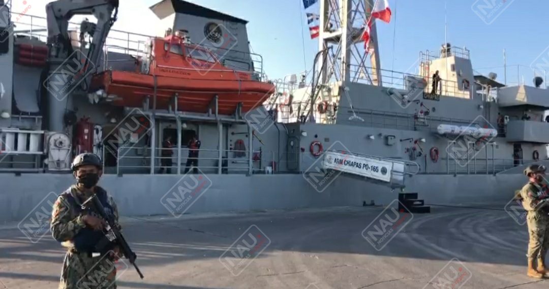 Arriba a Puerto Chiapas pescador rescatado en Altamar