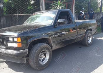 Lesionan a balazos a una persona en asalto