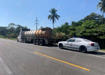 Asegura la GN división caminos, ácido sulfúrico con guía de transporte apócrifo