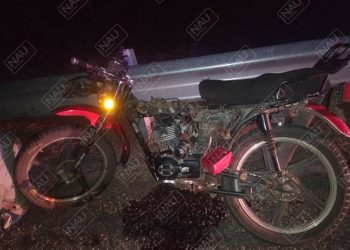 Dos lesionados al derrapar la motocicleta en que se desplazan