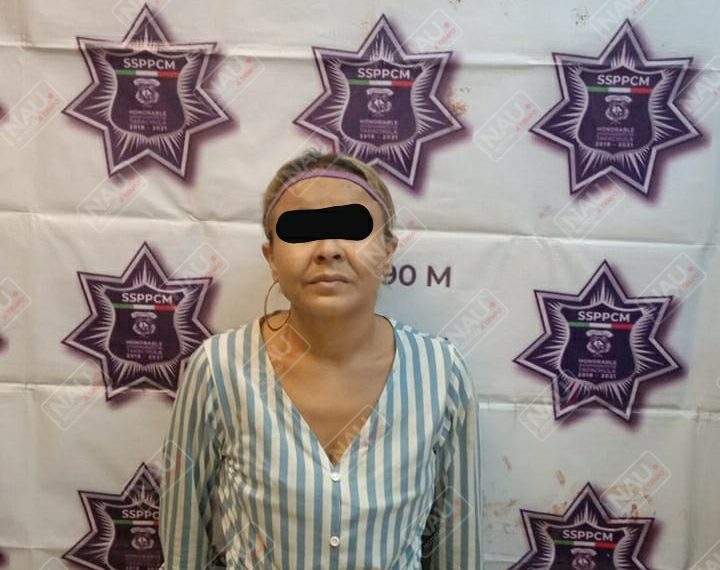 Detienen a mujer por robar una cadena