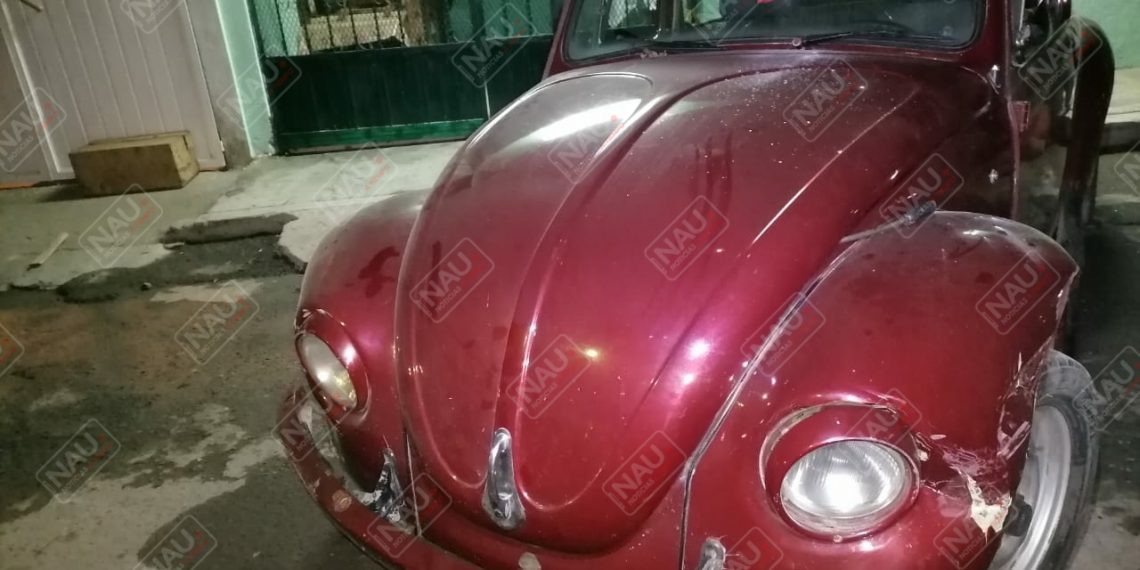 Ebrio chocó su carro contra una camioneta de reciente modelo en San José el Edén