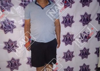 Intentó arrojar a su esposa de la azotea de su casa