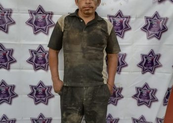 POLICÍAS MUNICIPALES LO DETUVIERON POR VIOLENCIA FAMILIAR