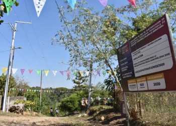 AYUNTAMIENTO DE TAPACHULA CUMPLE A LA COLONIA “El HERMITAÑO” CON RED DE ENERGÍA ELÉCTRICA