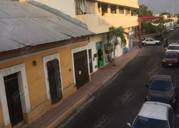 Iba a depositar dinero al banco y fue asaltada