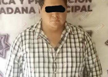 Golpeó a su pareja y a un menor de 14 años
