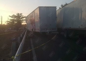 Muere motociclista al ser impactado de frente por un vehículo