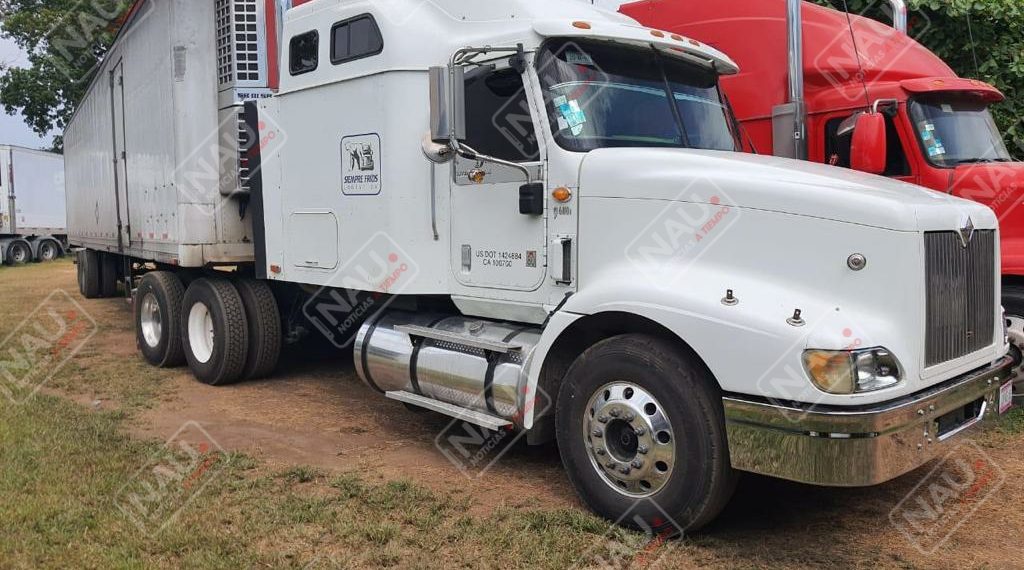 Aseguran tráiler con 20 paquetes de cocaina