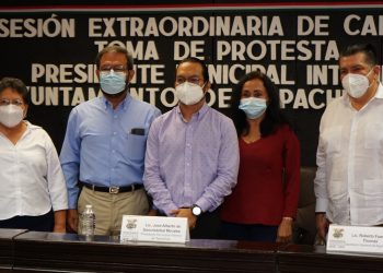 RINDE PROTESTA JOSÉ ALBERTO DE SANCRISTÓBAL COMO ALCALDE INTERINO DE TAPACHULA