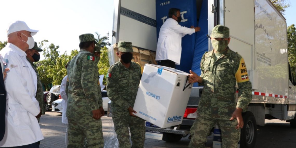 Arriba a Chiapas lote con más de 50 mil vacunas contra COVID-19