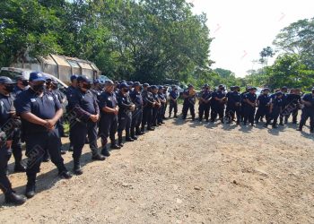 Paran labores policías de Cacahoatán
