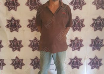 Agarró a golpes a su esposa