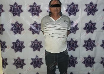 Iba ebrio y conducía un vehículo