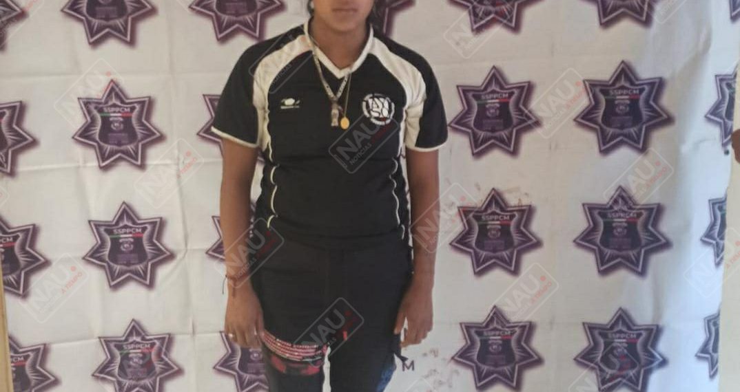 Detienen a Hondureña con vehículo con reporte de robo