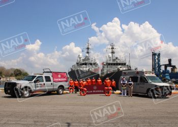 Capacitan a integrantes de la armada de México sobre técnicas de rescate y salvamento en la mar.