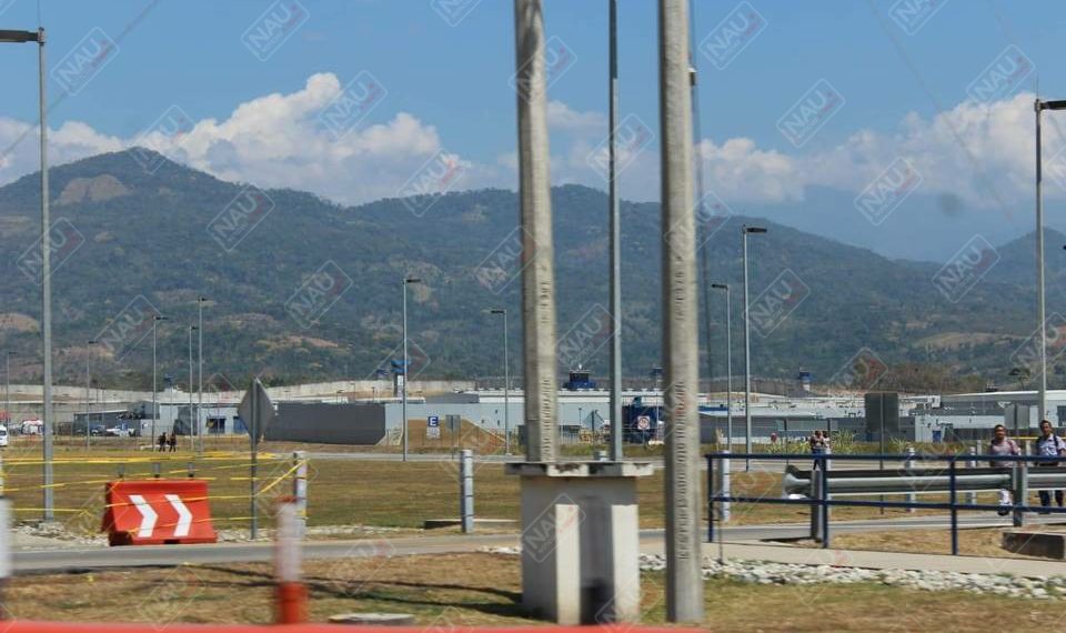 Más de 80 reos llegan al CEFERESO de Villa Comaltitlán