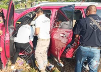 Dos lesionados deja accidente en la carretera costera