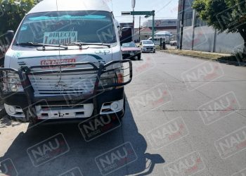 Un choque de dos vehículos deja solo daños materiales