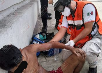 SAE atiende a persona que cae de su propia altura