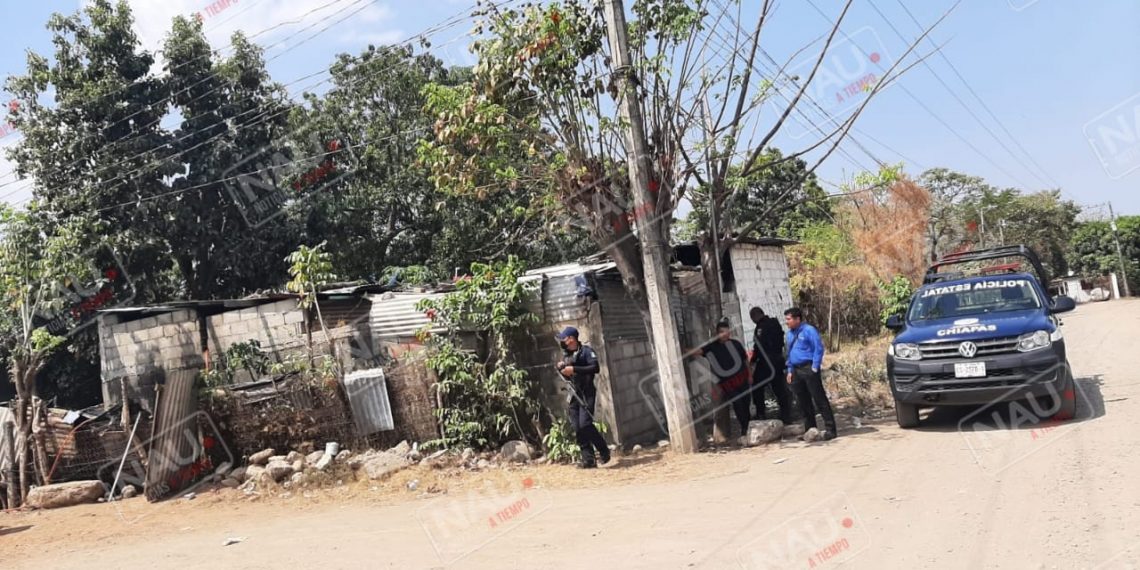 Celoso marido quema su humilde vivienda