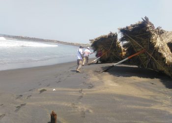 EN TAPACHULA, PC EXHORTA A EVITAR ACTIVIDADES DE PESCA Y ENTRETENIMIENTO POR MAR DE FONDO