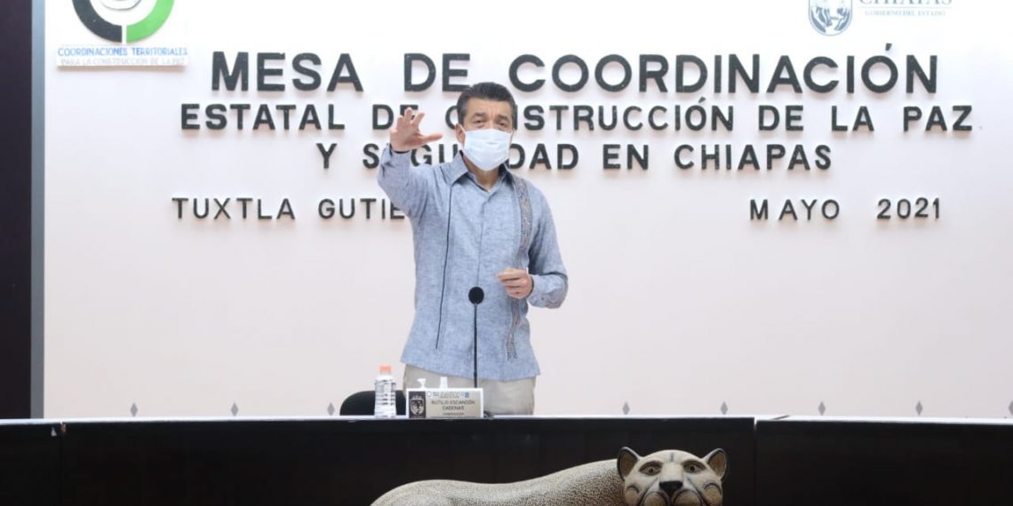 Piden a estudiantes normalistas no dejarse engañar ni manipular y aprovechar el tiempo para prepararse