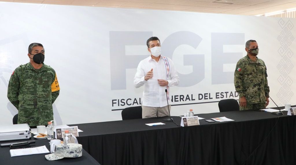 Gobierno de Chiapas felicita y envía un abrazo fraternal a mujeres y hombres marinos en su día