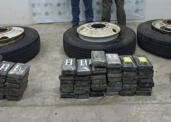 ASEGURA FGR 100 KILOS DE COCAÍNA OCULTOS EN LAS LLANTAS DE UN CAMIÓN EN CHIAPAS