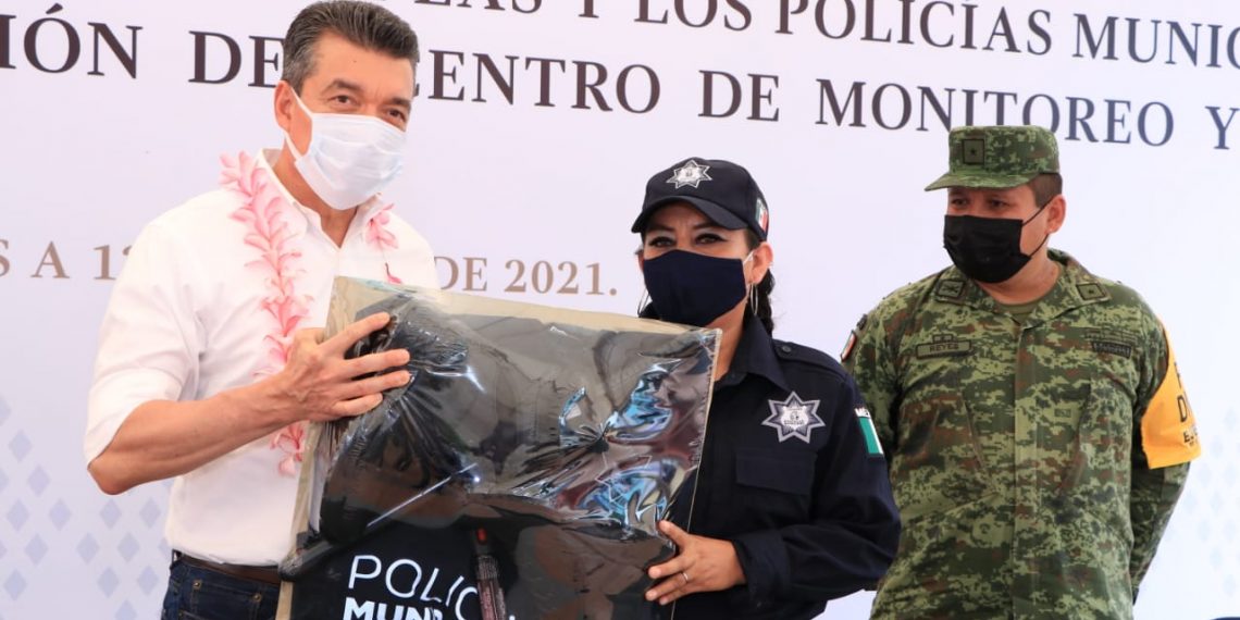 Inaugura Rutilio Escandón el Centro de Monitoreo y Videovigilancia de Copainalá