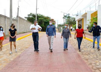 Construir calles mejora la seguridad y el entorno, además de generar empleos: Rutilio Escandón