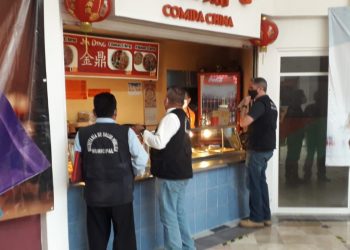 FORTALECEN CAMPAÑA #NO ME CONFÍO, #USO CUBREBOCA, EN CENTROS COMERCIALES DE TAPACHULA