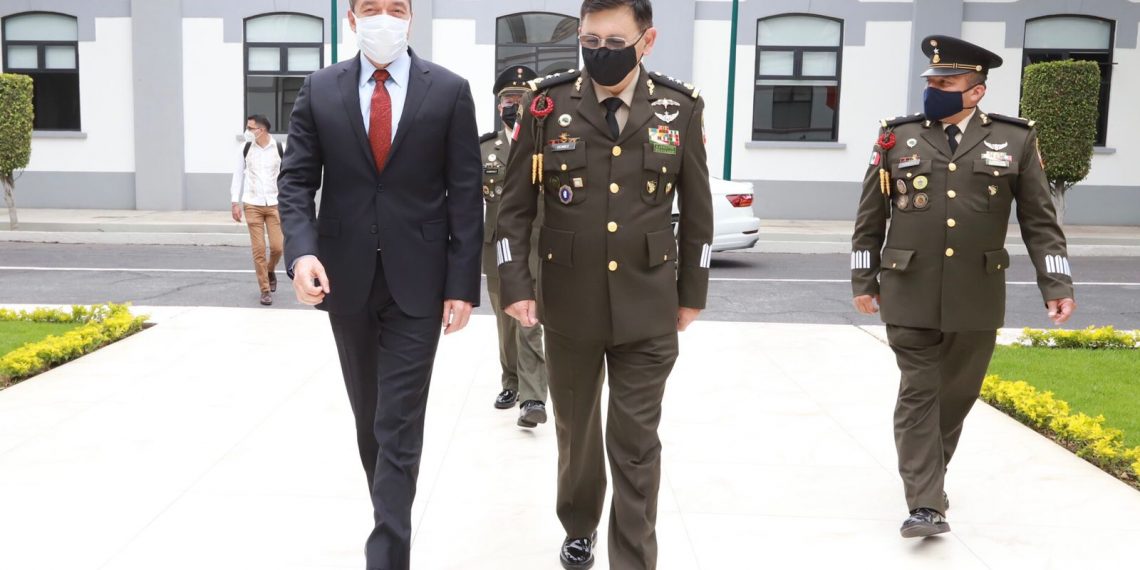 Imparte Rutilio Escandón Conferencia “La política de Chiapas en materia de desarrollo y seguridad”