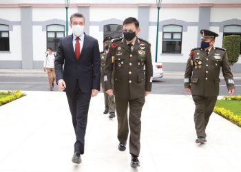 Imparte Rutilio Escandón Conferencia “La política de Chiapas en materia de desarrollo y seguridad”