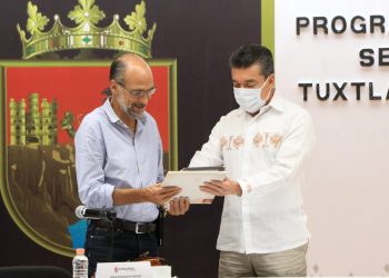 Junto a la Federación, respondemos a familias afectadas por desastres naturales: Rutilio Escandón