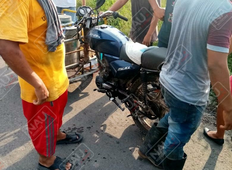 Tráiler arrolla a vendedor de nieves