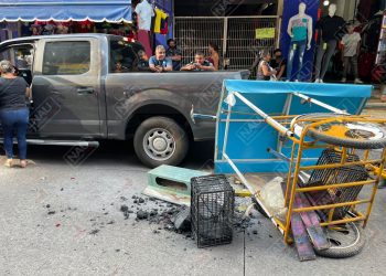 Choque Múltiple Deja Sólo Daños Materiales