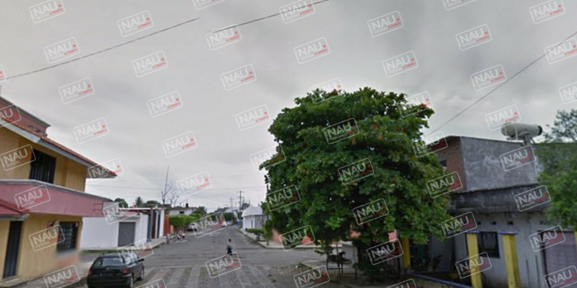 Entran a robar a una tienda de venta de tubería.