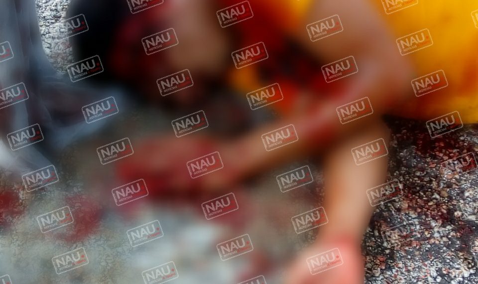 Derrapó y casi se mata.