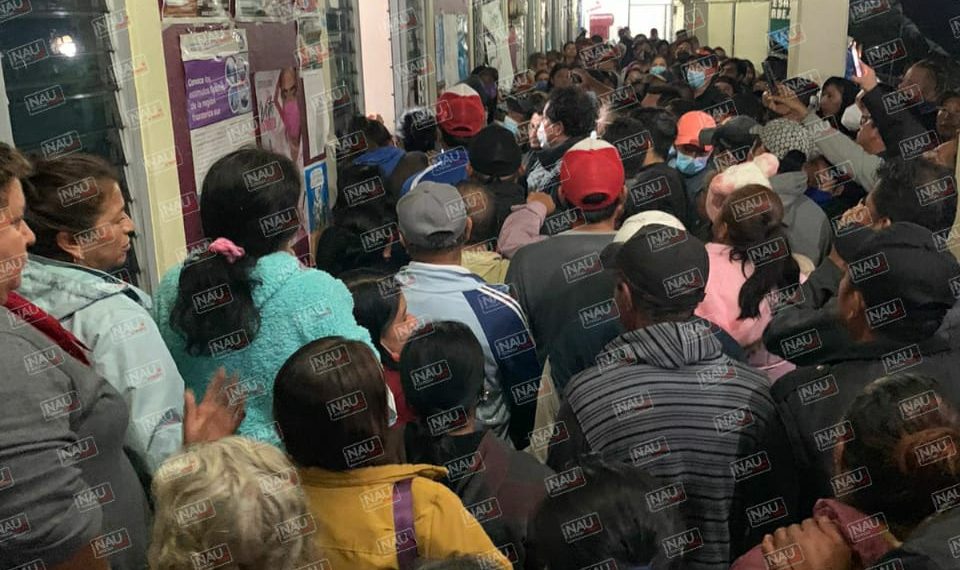 Edil de Unión Juárez sigue retenido y encerrado por habitantes.