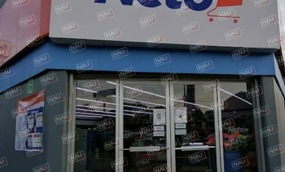 Delincuentes obtienen un botín de $60,000 pesos al asaltar la tienda Neto.