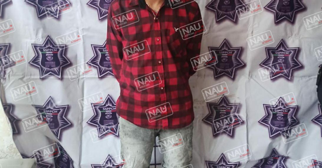 Colombiano llevaba 5 bolsitas de marihuana.