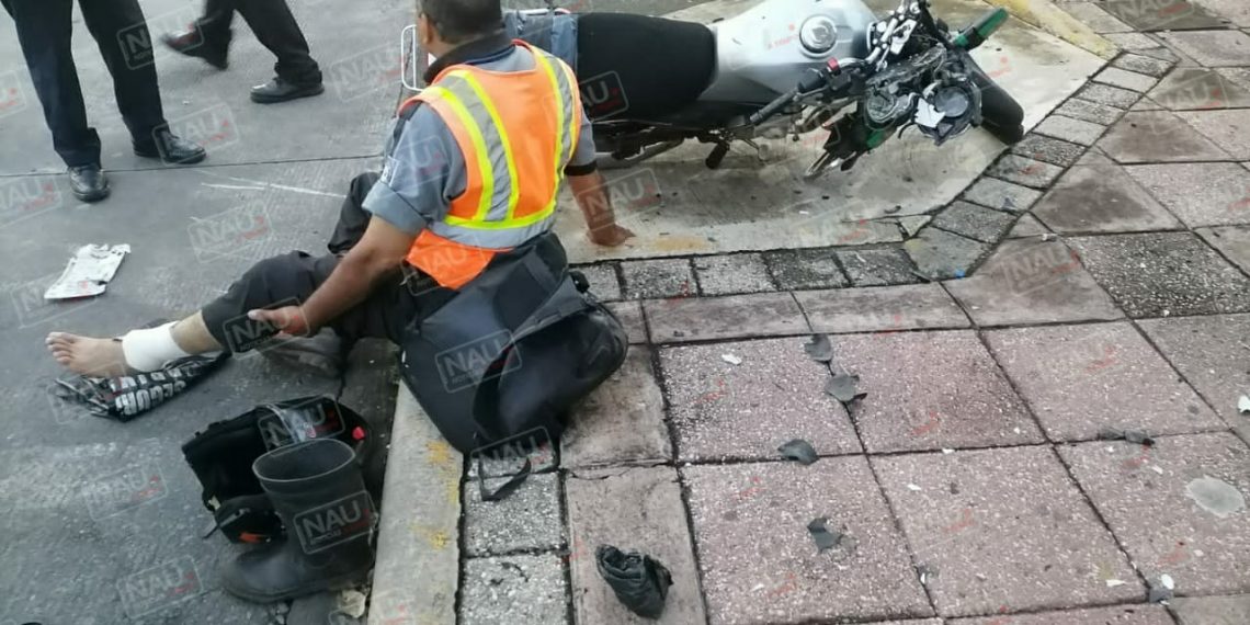 Motociclista Lesionado Al Ser Atropellado Por Taxi