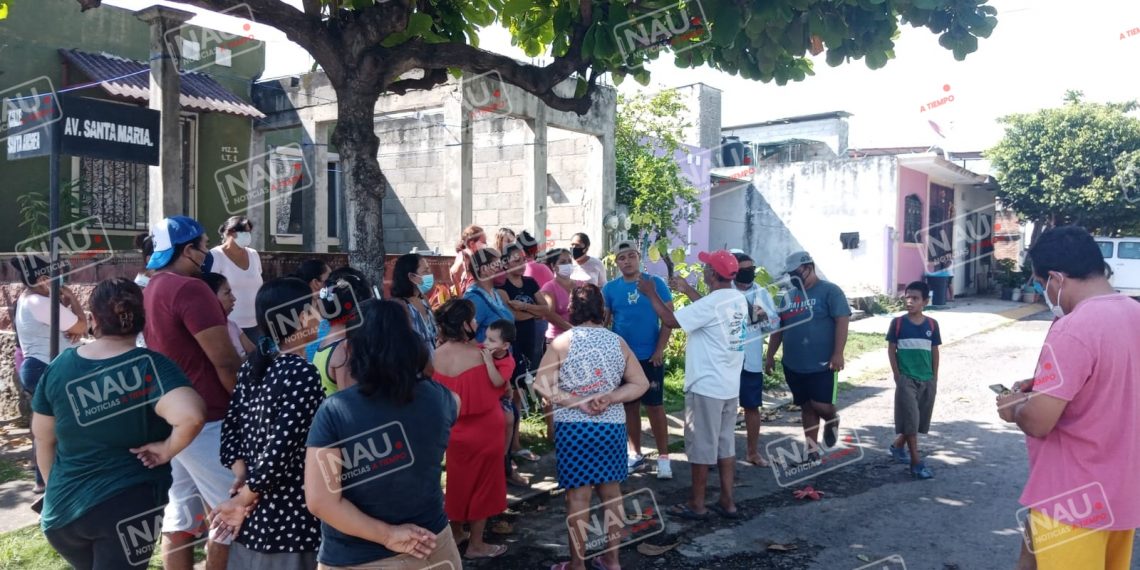 Se manifiestan habitantes del Fraccionamiento Jaime Sabines