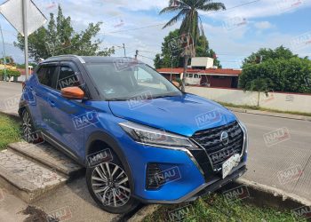 Se salió de la calle y atropelló a una señora