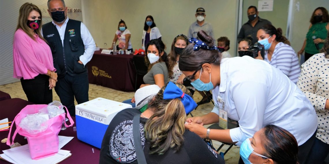 INSTALAN EN EL PALACIO DE TAPACHULA EL MÓDULO DE SALUD INTEGRAL PARA LA MUJER